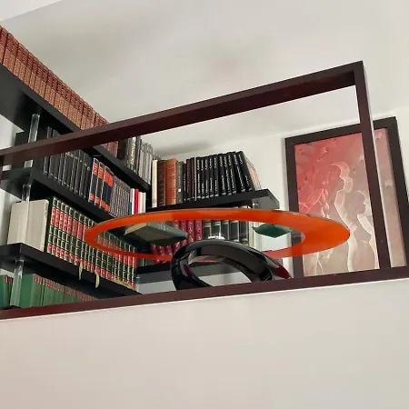 Partenope 143 * נאפולי