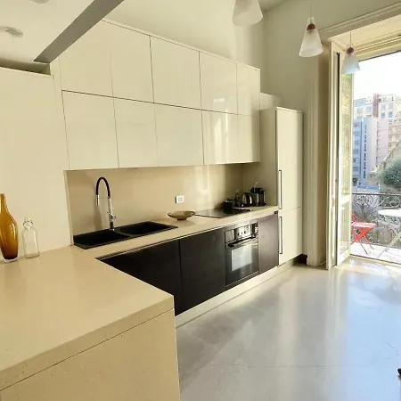 Partenope 143 * 那不勒斯