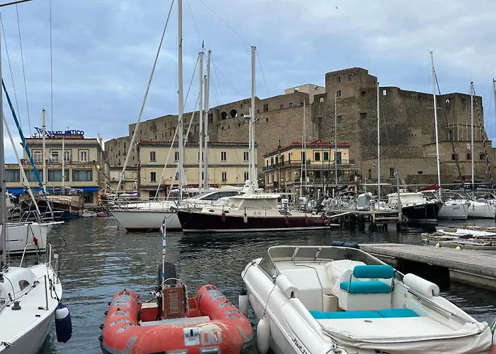 Partenope 143 Nápoles