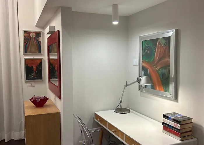 Partenope 143 * Nápoles