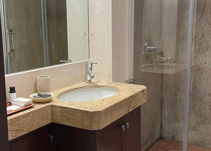 Partenope 143 * Nápoles