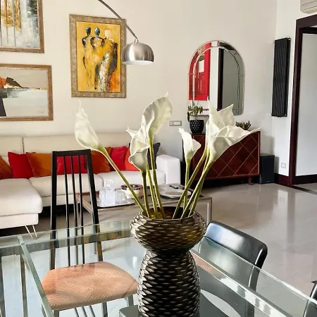 Apartman Partenope 143 *